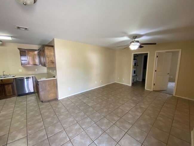 51 W Sweetwater Way in Farmington, AR - Building Photo - Building Photo