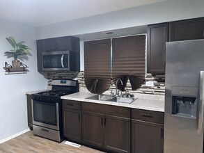 1903 171st St in Hazel Crest, IL - Foto de edificio - Building Photo