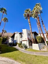 250 E San Jose Rd in Palm Springs, CA - Building Photo - Building Photo
