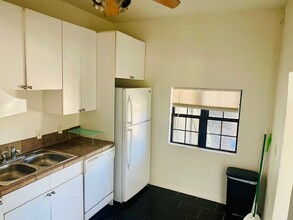 450 W Crawford St, Unit 3 in Nogales, AZ - Foto de edificio - Building Photo