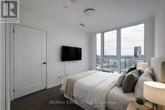 5 Defries St in Toronto, ON - Building Photo - Building Photo