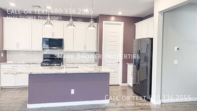 10165 E Gamma Ave in Mesa, AZ - Building Photo - Building Photo