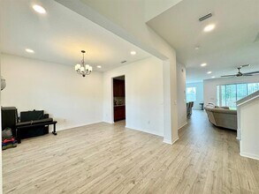 5732 Newberry Pnes Ave in Wesley Chapel, FL - Building Photo - Building Photo