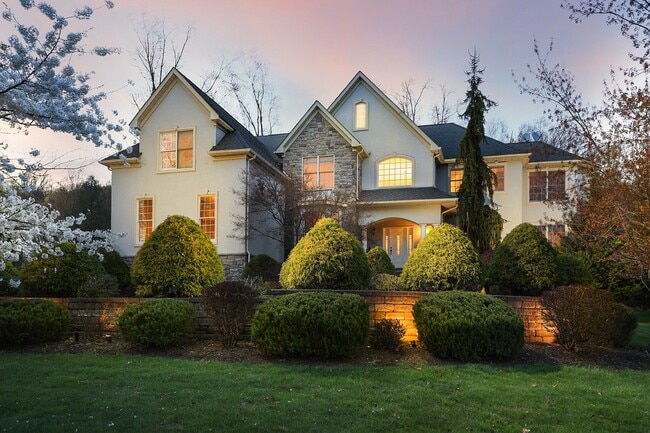 31 Washington Valley Rd in Warren, NJ - Building Photo - Building Photo