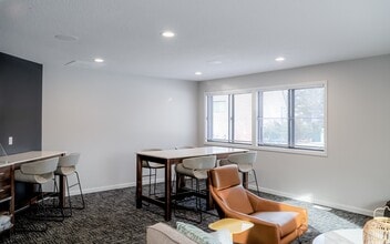 Olympic Ridge Apartments in Eden Prairie, MN - Building Photo - Building Photo