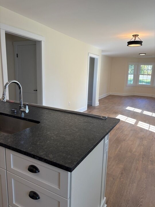 68 Kemble St in Lenox, MA - Building Photo