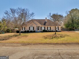104 Ellison Ln in Dublin, GA - Building Photo