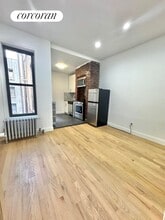 509 E 81st St in New York, NY - Building Photo - Building Photo