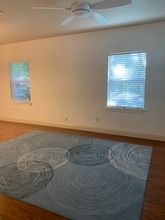 360 W Highland Ave in Tracy, CA - Building Photo - Building Photo
