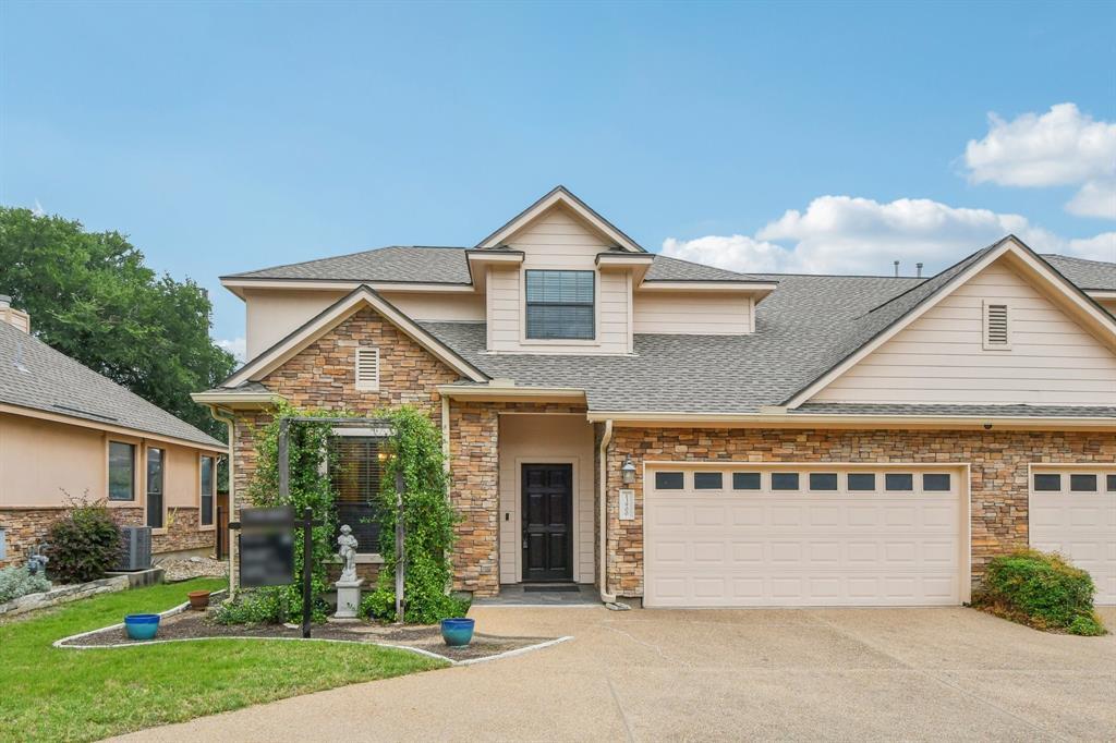 13900 Ashton Woods Cir in Austin, TX - Building Photo