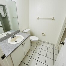 13711 Yarmouth Ct in Wellington, FL - Foto de edificio - Building Photo