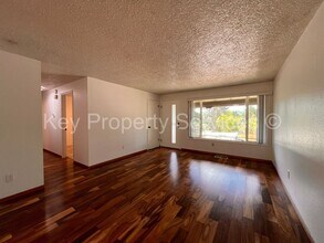 245 NE 22nd St in Gresham, OR - Building Photo - Building Photo