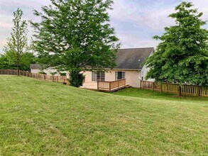 1209 W Aspen Ct in Bloomington, IN - Building Photo - Building Photo