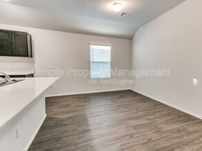 11448 SW 12th St in Yukon, OK - Building Photo - Building Photo