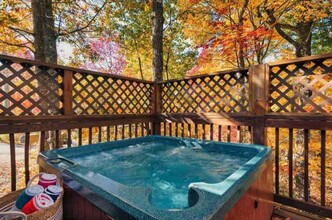 801 Crystal Br Wy in Gatlinburg, TN - Building Photo - Building Photo