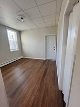 258 Marion St, Unit 1 in Boston, MA - Building Photo - Building Photo