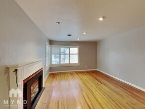 5820 12th Ave in Sacramento, CA - Building Photo - Building Photo