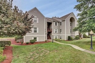 1132 Washington Grn, Unit 1132 Washington Green in New Windsor, NY - Building Photo