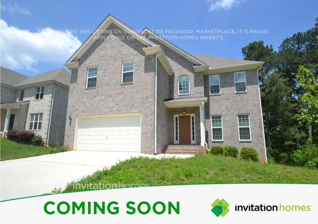 4839 Chickadee Ln in Ellenwood, GA - Building Photo