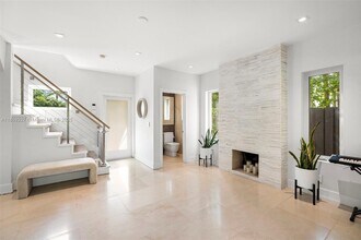 775 W 49th St in Miami Beach, FL - Building Photo - Building Photo