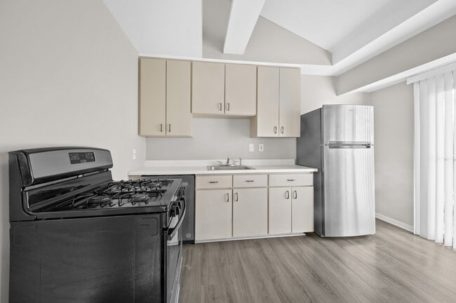 25163 Wiseman St in Roseville, MI - Building Photo - Building Photo