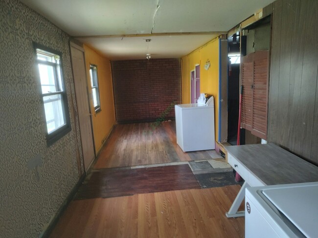 418 W 7th St in Muncie, IN - Building Photo - Building Photo