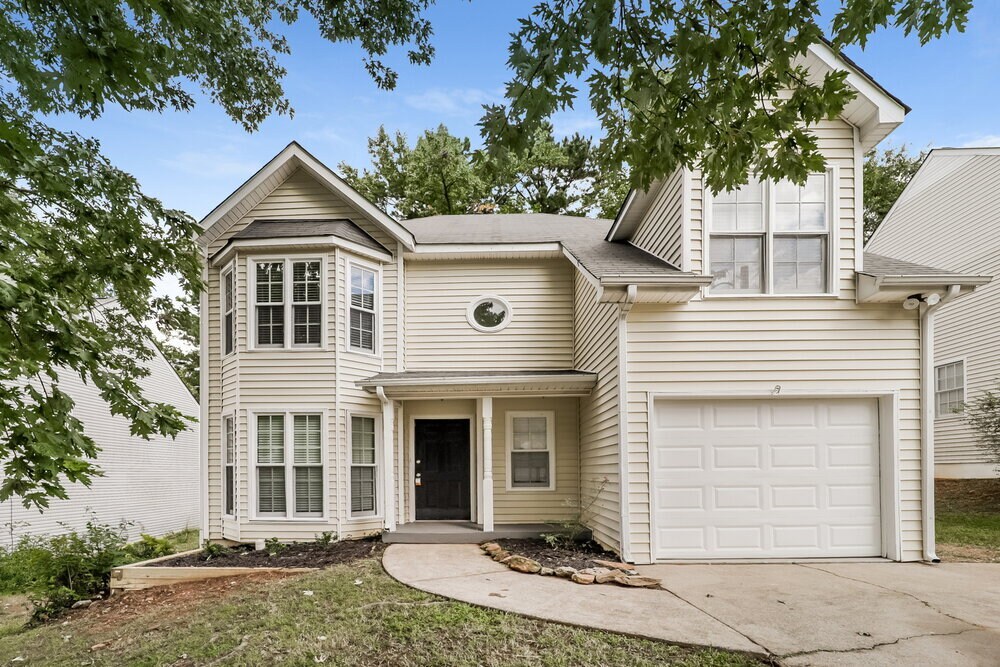 1769 Bertram Ln SW in Marietta, GA - Building Photo