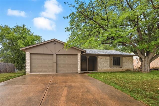 6105 Melody Ln in Watauga, TX - Building Photo - Building Photo