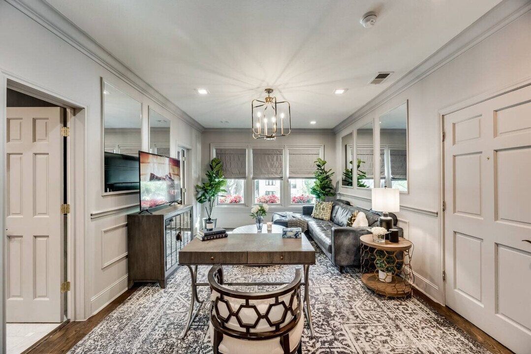 4903 Worth St in Dallas, TX - Building Photo