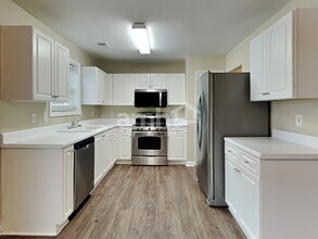 200 Crossview Dr in Simpsonville, SC - Building Photo - Building Photo