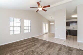 921 S Val Vista Dr in Mesa, AZ - Building Photo - Building Photo