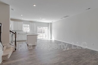 522 Huntingdale Pl in Simpsonville, SC - Building Photo - Building Photo