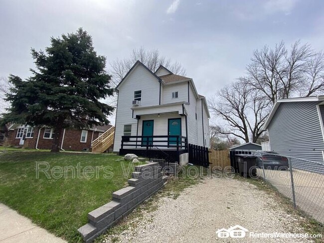 property at 3916 9th St