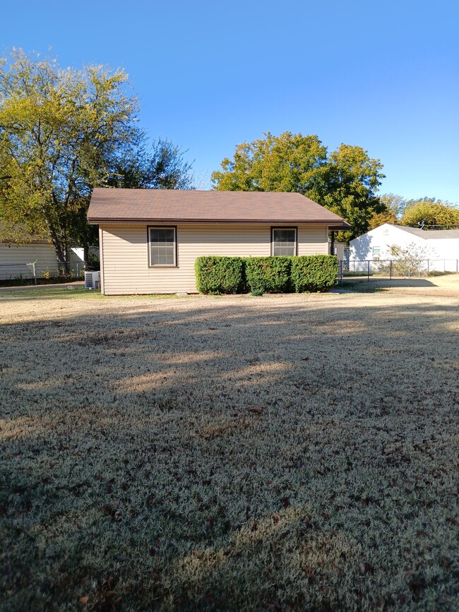 2911 Featherston Avenue in Wichita Falls, TX - Building Photo - Building Photo