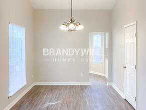 2525 Hallie Mill Rd in College Park, GA - Building Photo - Building Photo