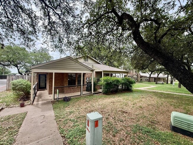 property at 7825 Beauregard Cir