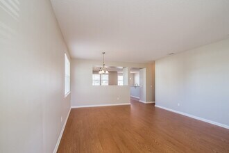 2321 Brian Lakes Dr E in Jacksonville, FL - Foto de edificio - Building Photo