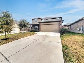 13213 Henneman Dr in Pflugerville, TX - Building Photo - Building Photo