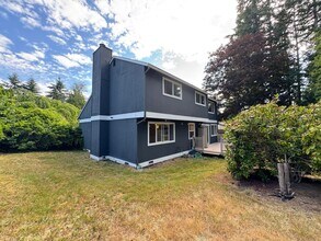2607 169th St SE in Bothell, WA - Building Photo - Building Photo