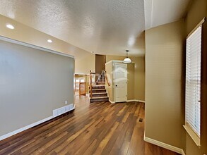 4116 S 2650 W in Roy, UT - Foto de edificio - Building Photo