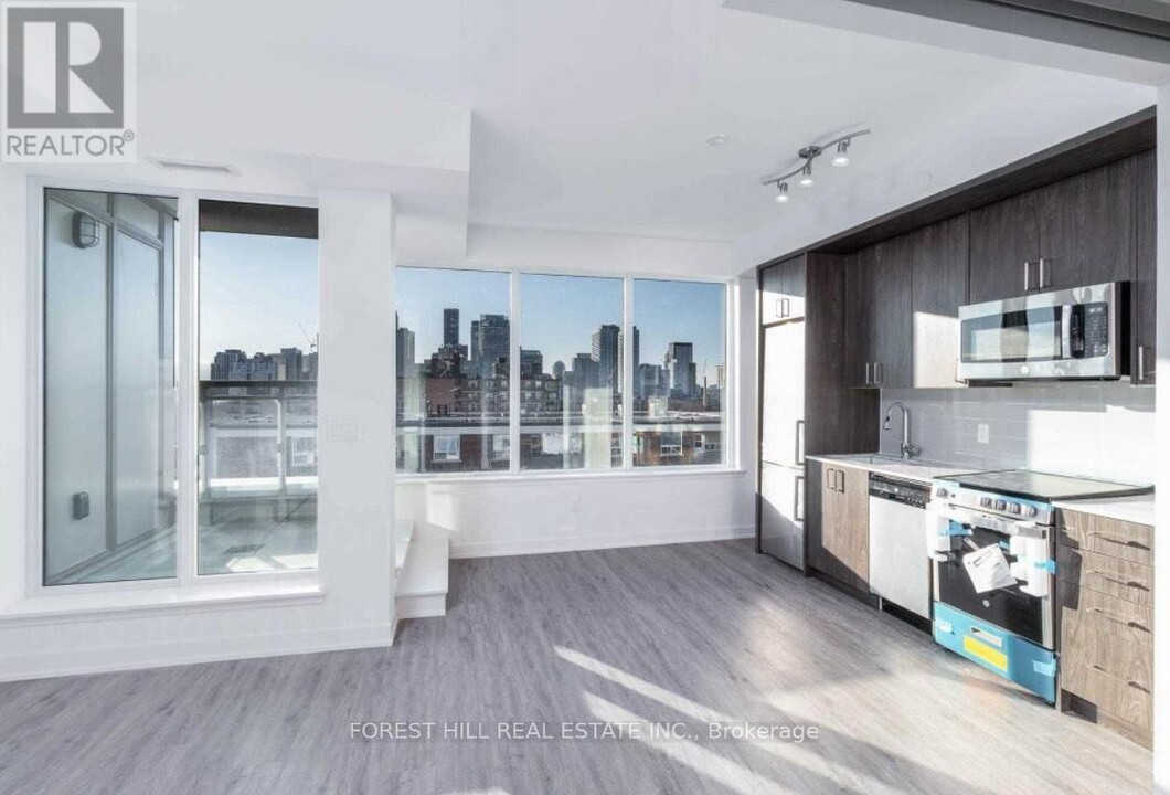 1-801 Cardiff Rd in Toronto, ON - Building Photo