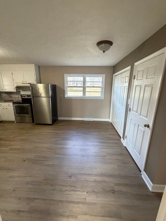 1842 Orchard Dr in Lenoir, NC - Building Photo - Building Photo