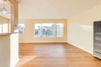 295 Buchanan St in San Francisco, CA - Building Photo - Building Photo