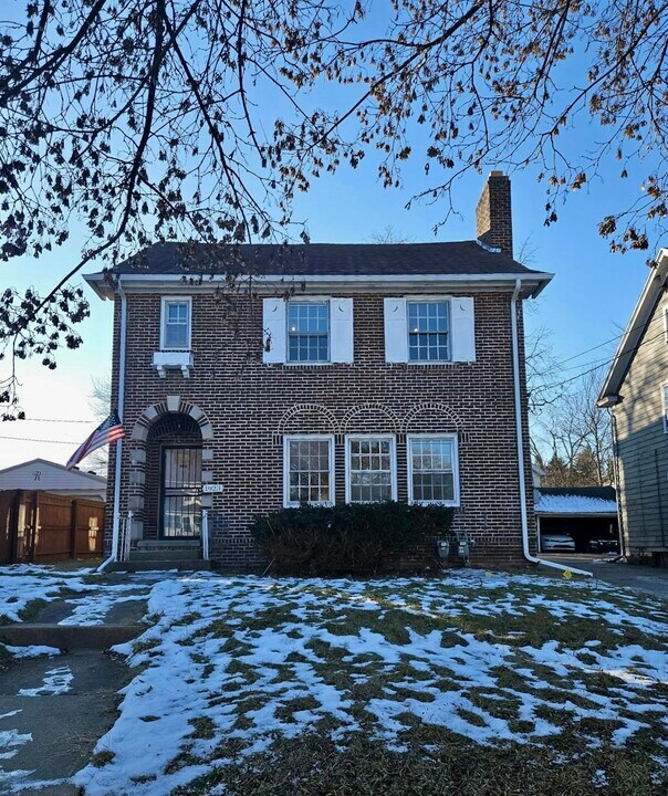1923 Freeman St in Toledo, OH - Building Photo