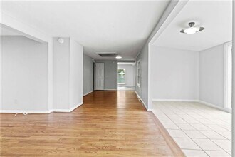 2314 Wayside Dr in Atlanta, GA - Building Photo - Building Photo