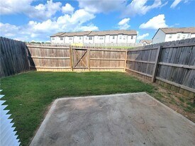 116 Auburn Gate Ln in Auburn, GA - Building Photo