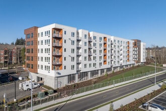 Knox in Lynnwood, WA - Foto de edificio - Building Photo