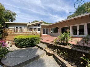 25205 Ward Pl in Carmel By The Sea, CA - Building Photo - Building Photo
