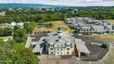 40 Zackery Way in Old Forge, PA - Building Photo - Building Photo