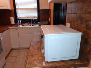 6434 Mockingbird Ln S in Clearwater, FL - Foto de edificio - Building Photo